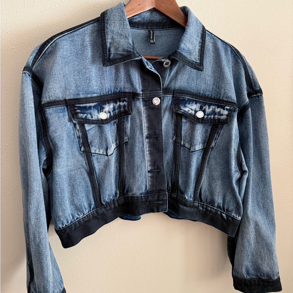 PrettyLittleThing Acid Wash Cropped Denim Jacket Oversized Boxy US 6 - Picture 9 of 11